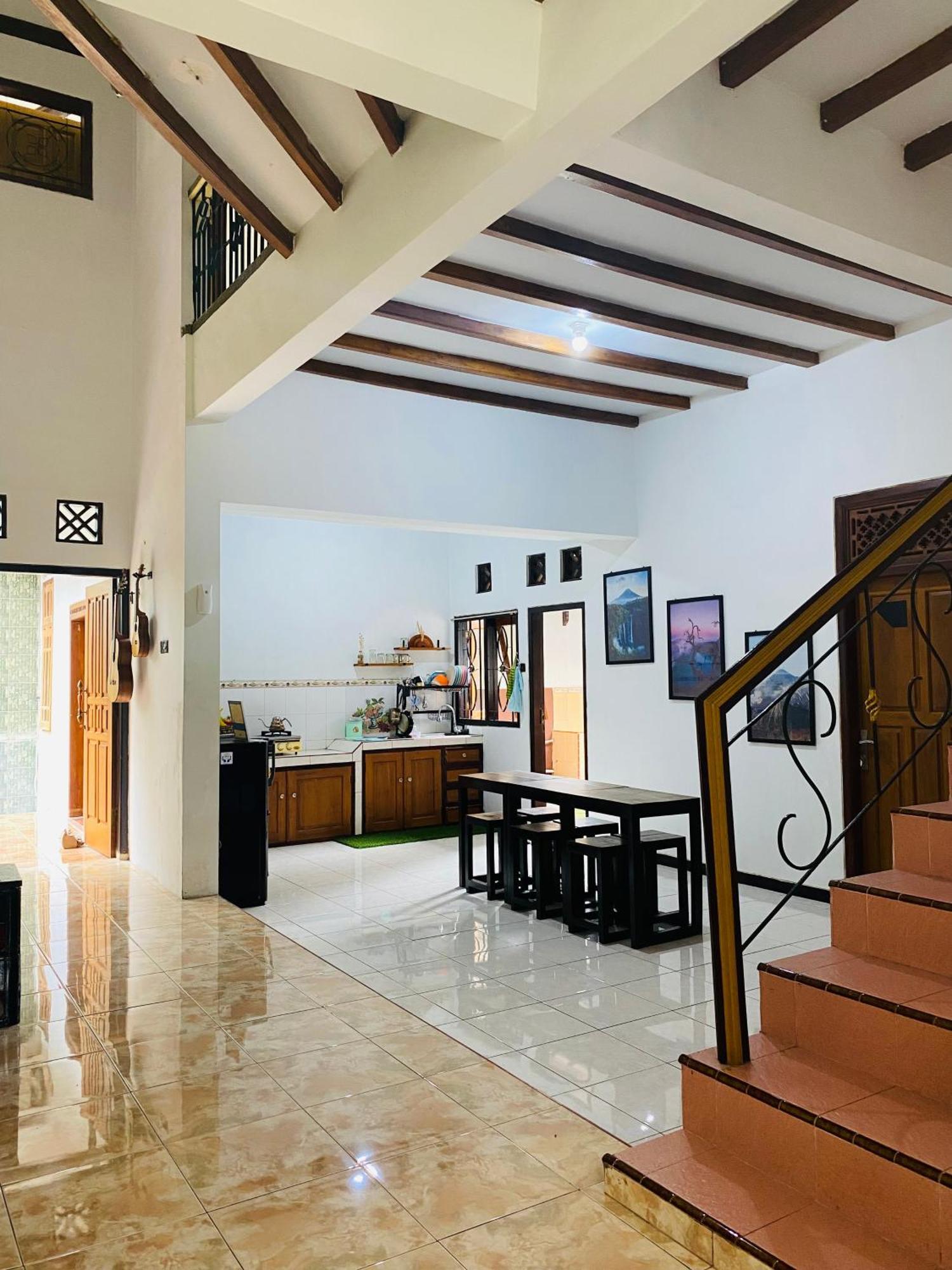 Zzz Albergue Banyuwangi  Exterior foto